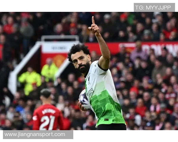 曼联旧将警告卢克肖懒惰或成双红会隐患萨拉赫将发起攻击