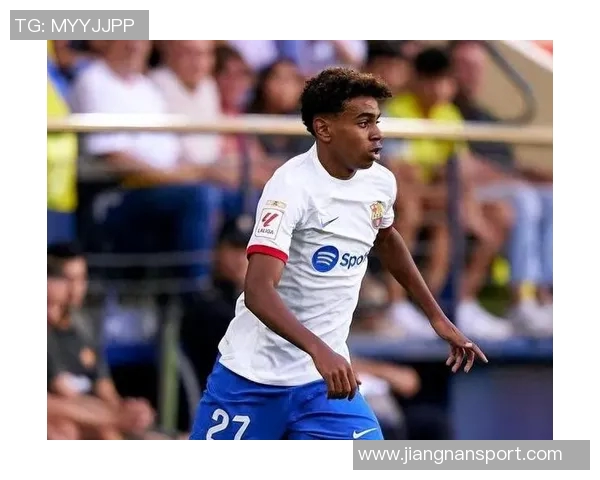 喀麦隆主帅期待执教德容并看好艾永成为顶级射手